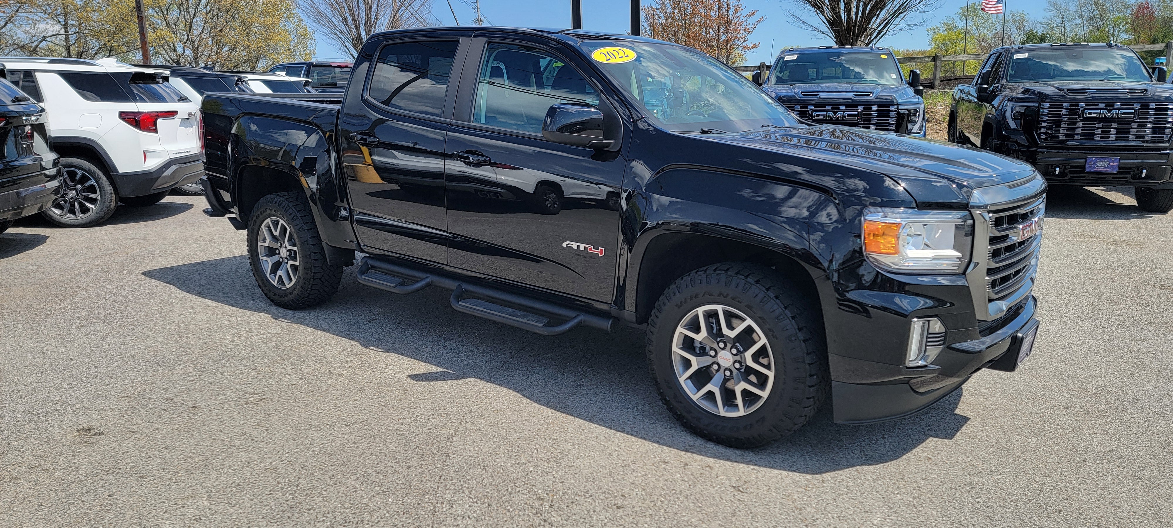 2022 GMC Canyon AT4 - Leather