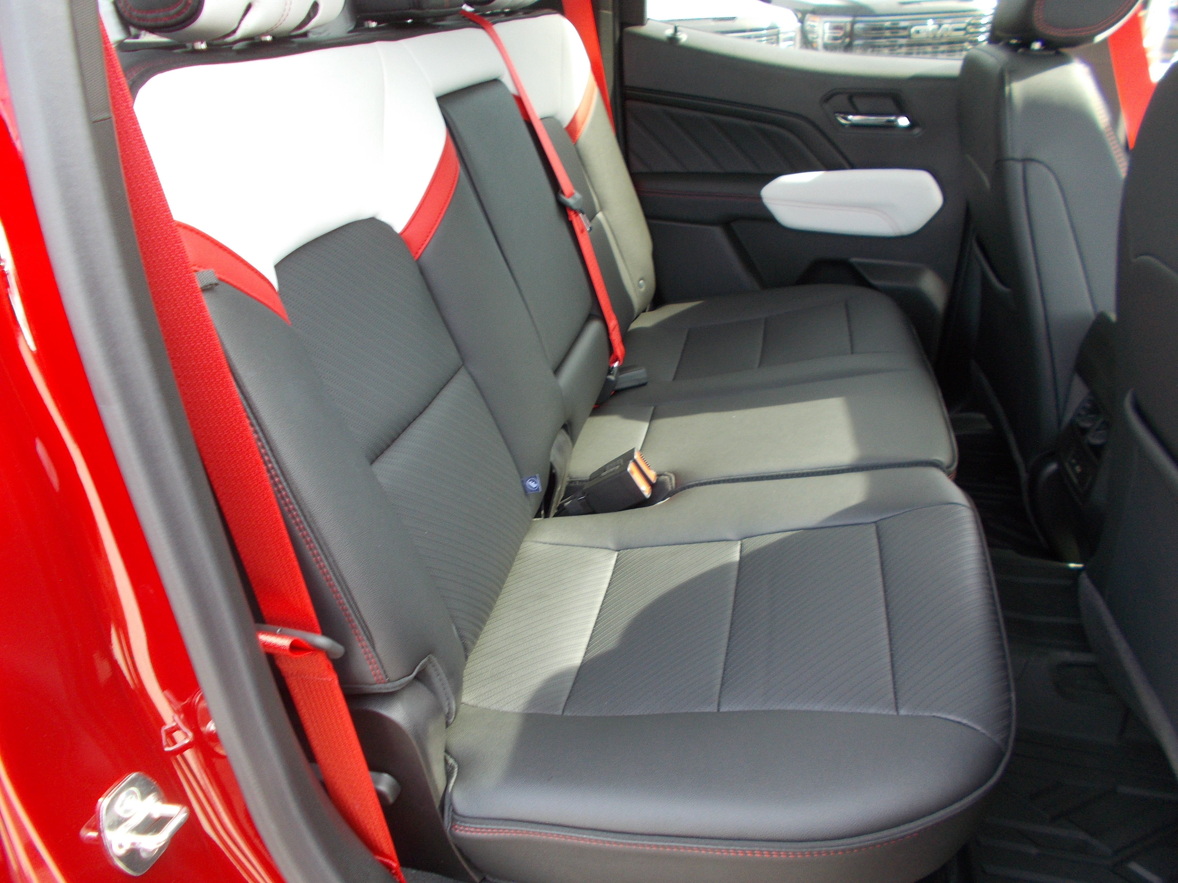 2026 GMC Canyon AT4X