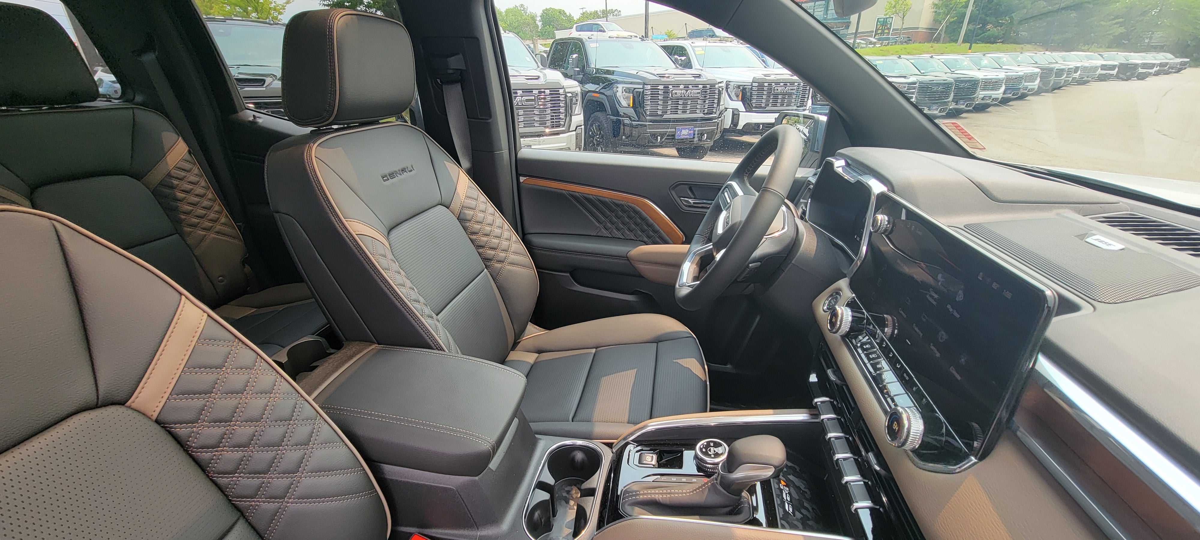 2026 GMC Canyon Denali
