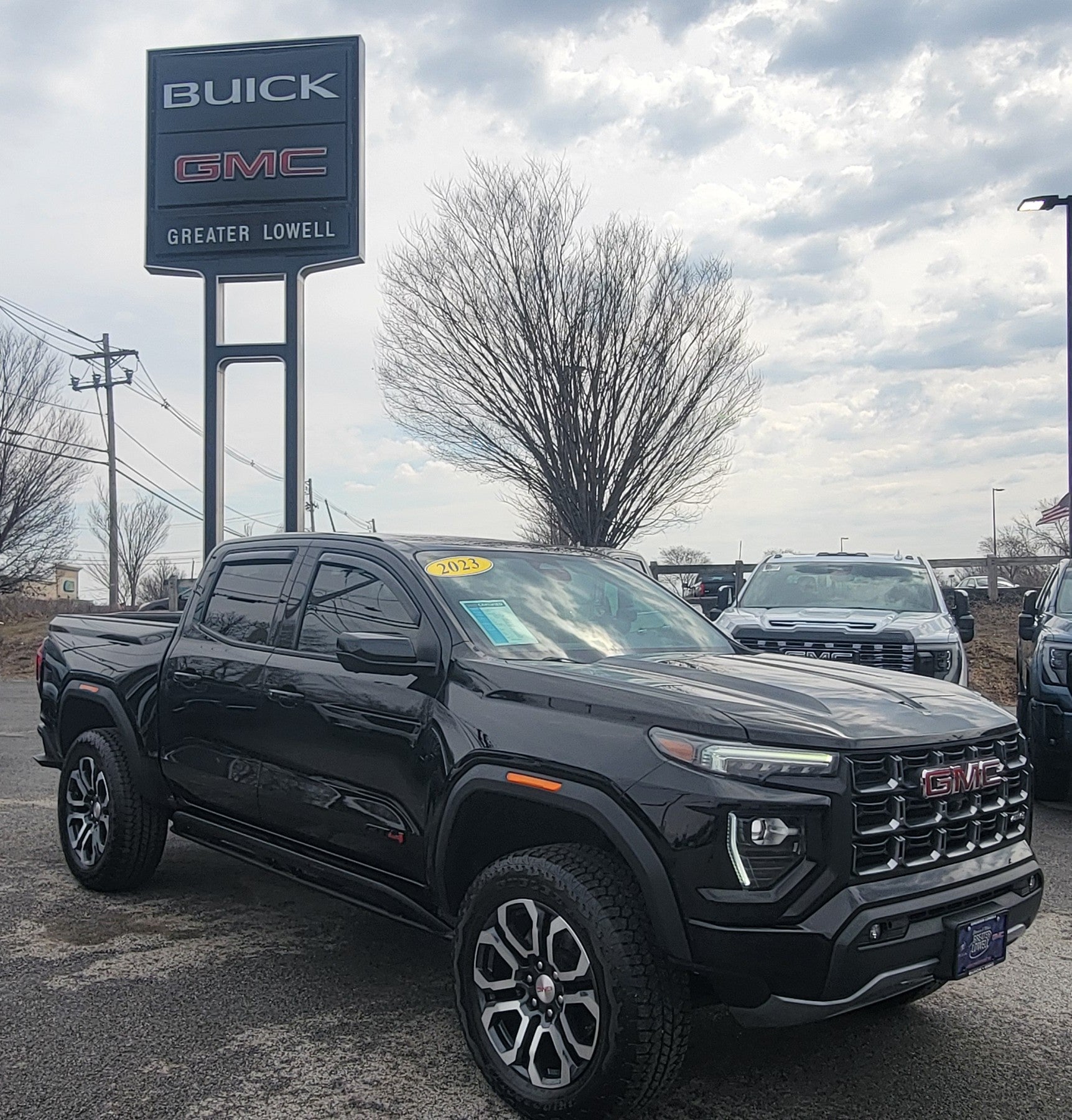 2023 GMC Canyon AT4