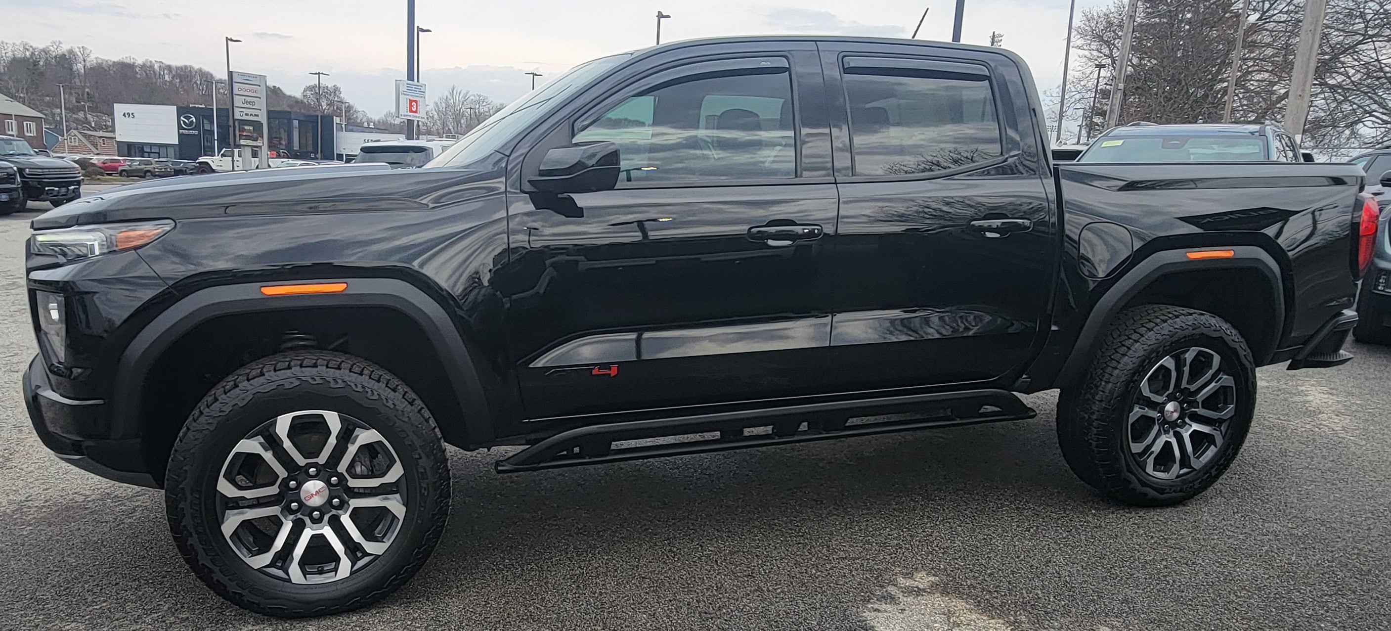 2023 GMC Canyon AT4