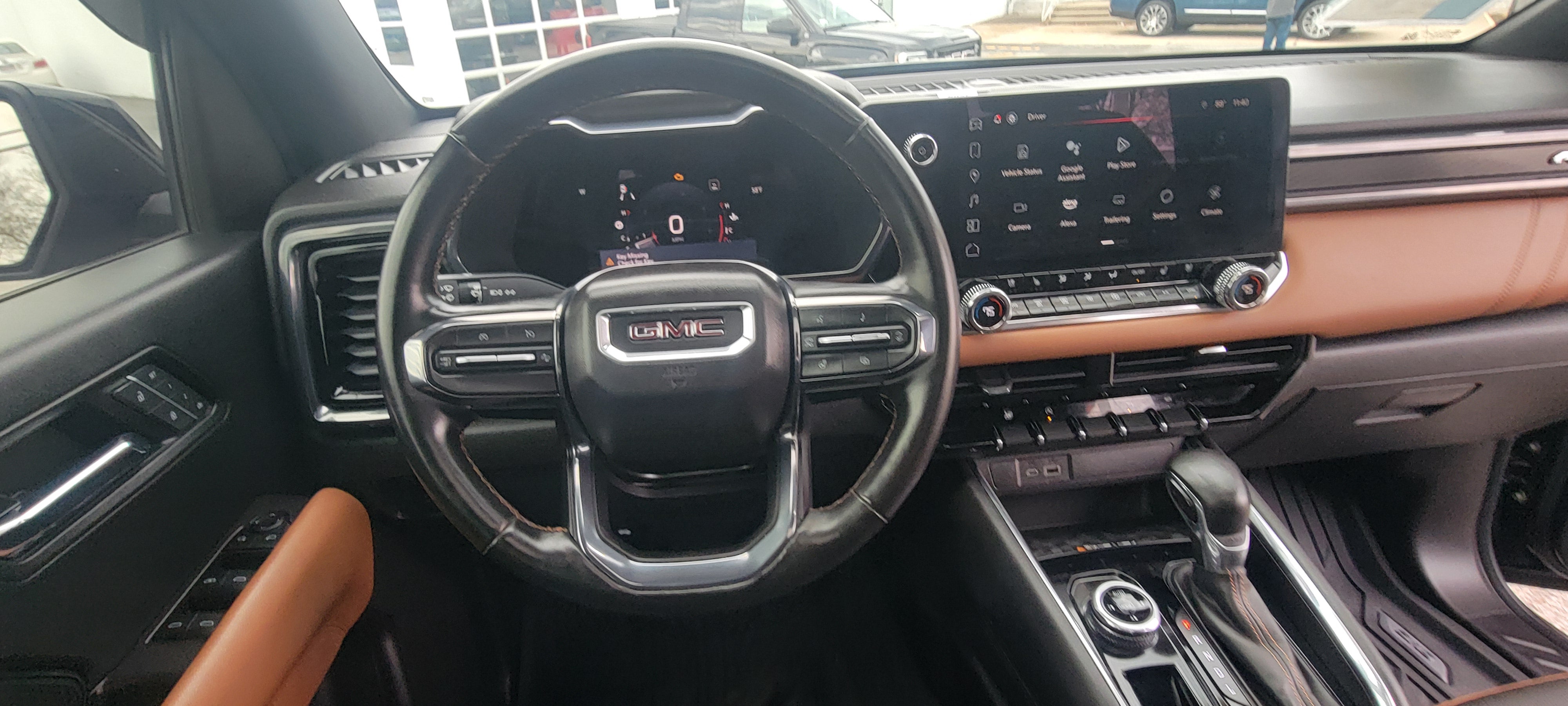 2023 GMC Canyon AT4
