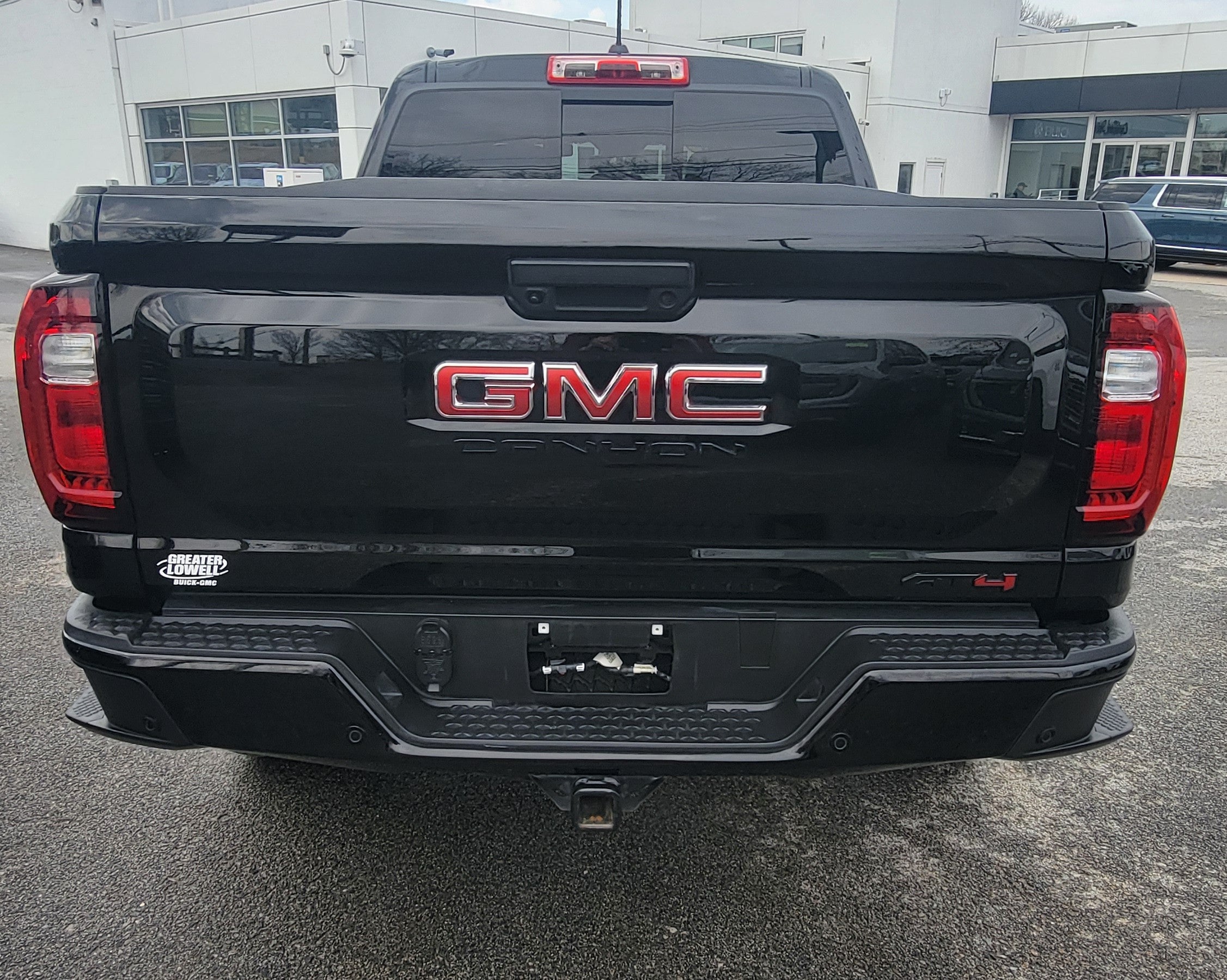 2023 GMC Canyon AT4