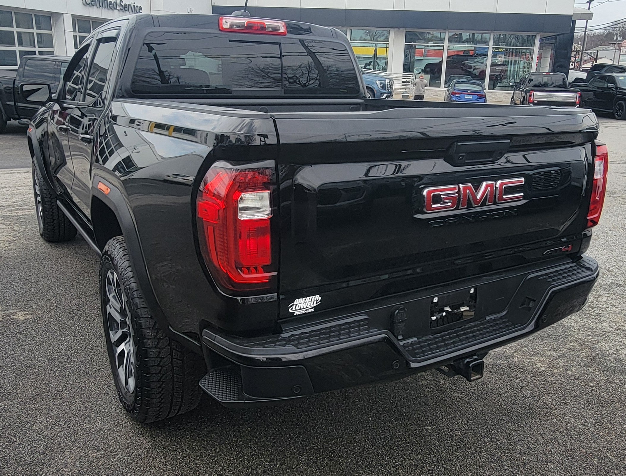 2023 GMC Canyon AT4