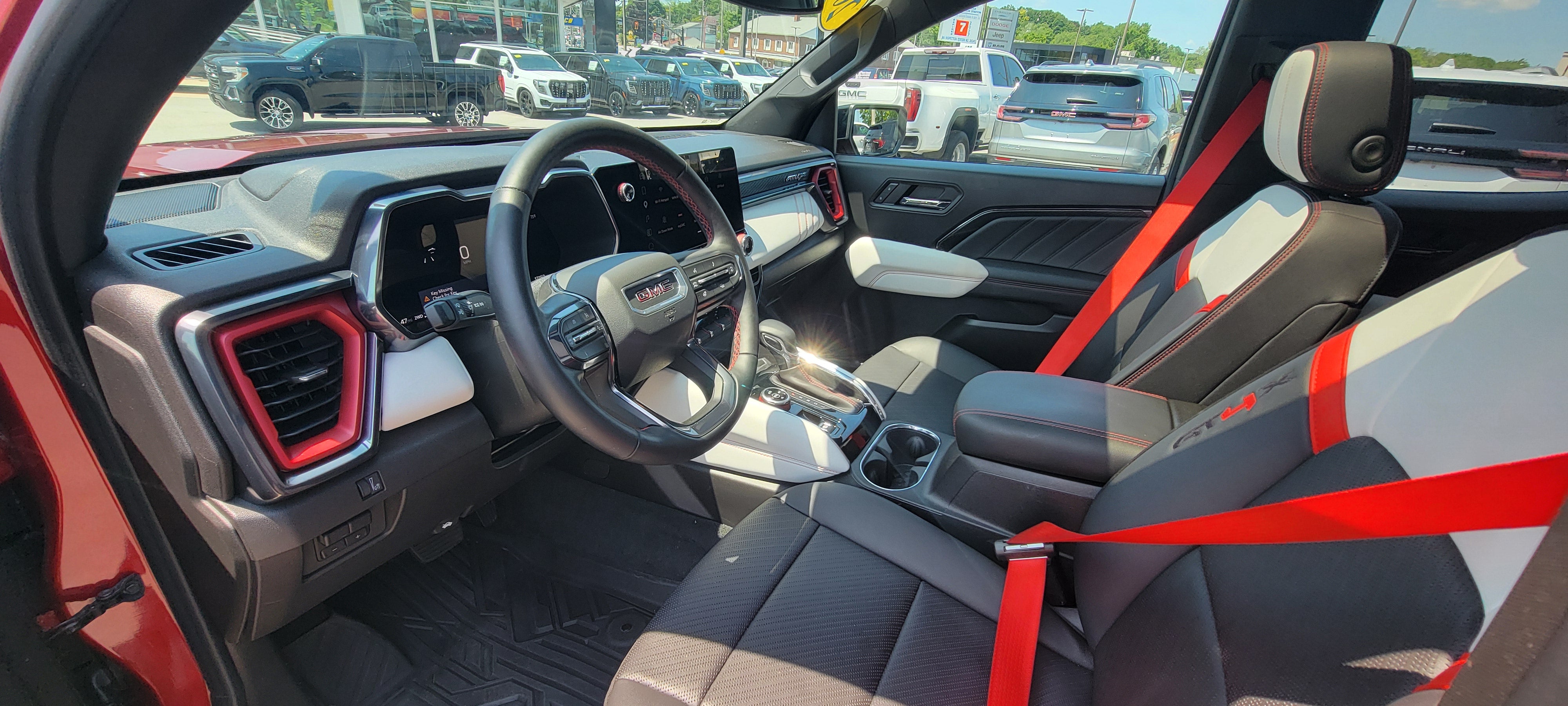 2023 GMC Canyon AT4X
