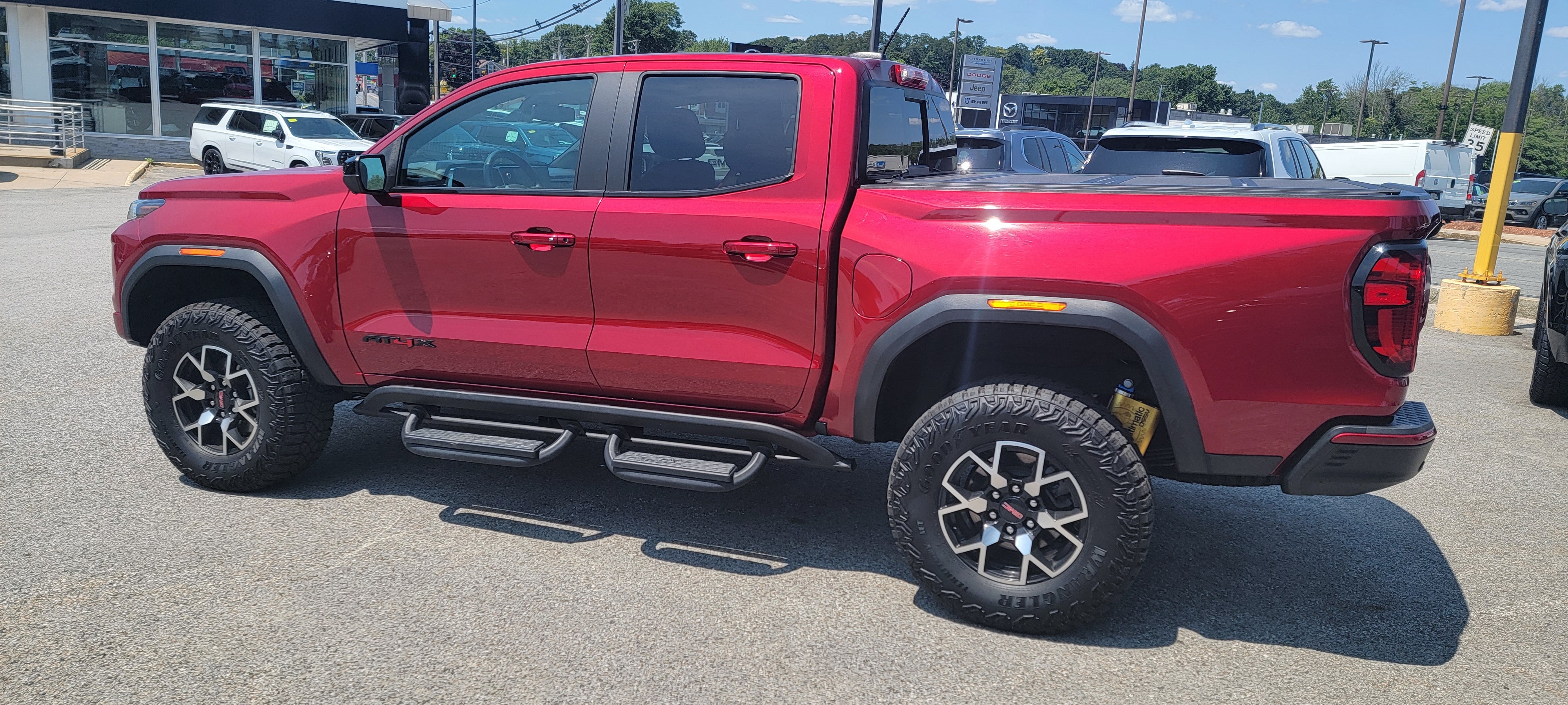 2023 GMC Canyon AT4X