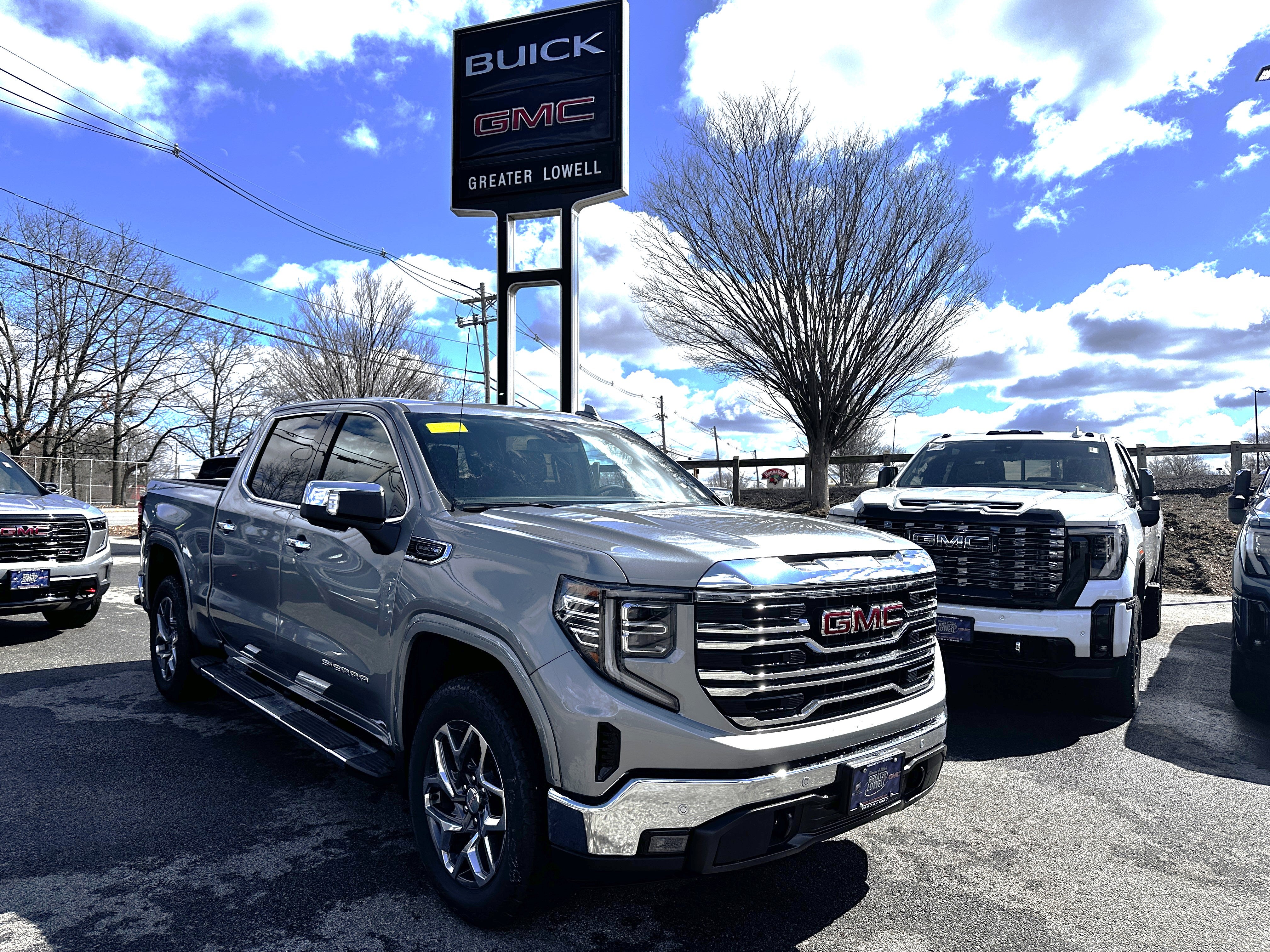 2026 GMC Sierra 1500 SLT