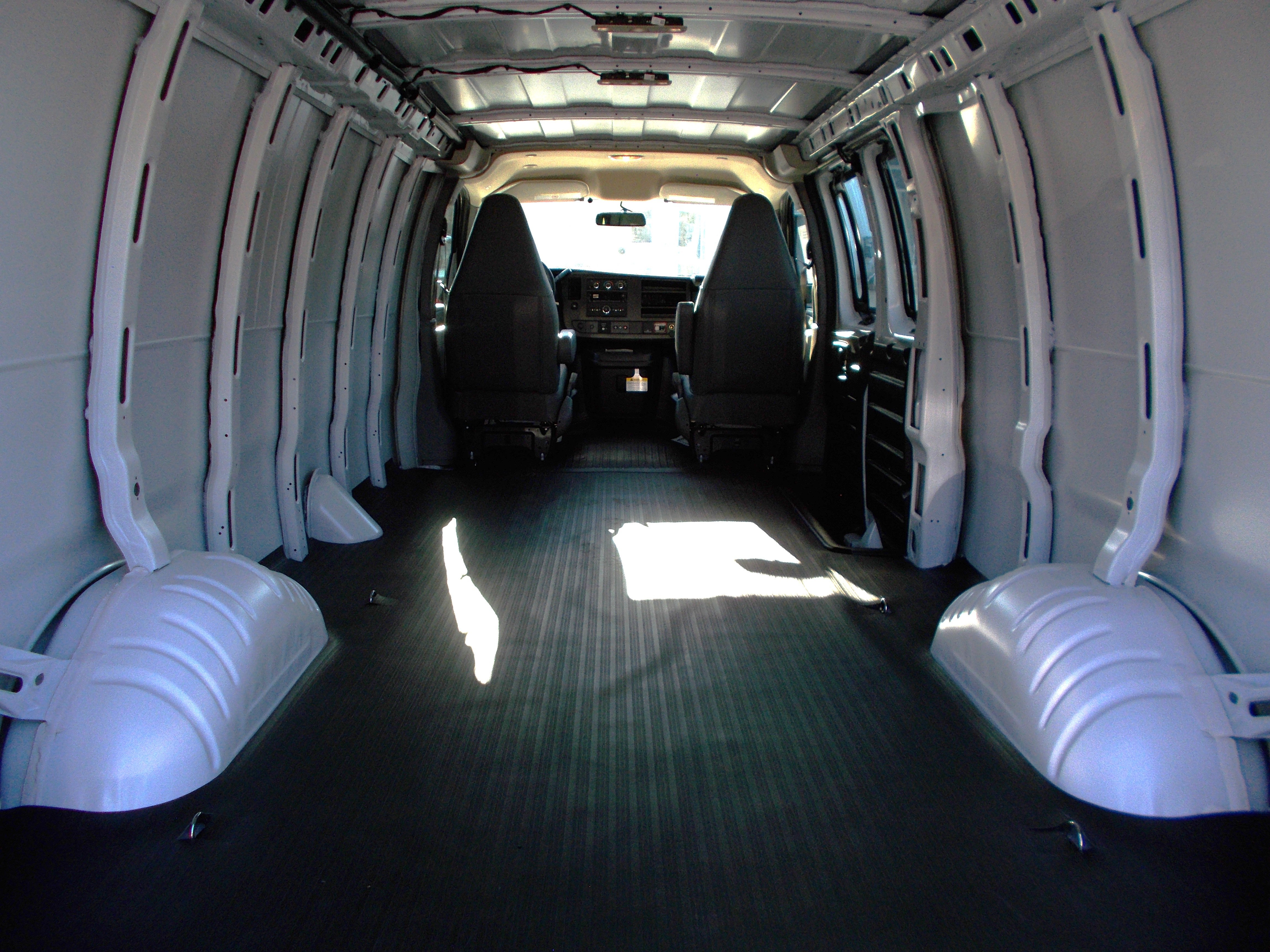 2025 GMC Savana Cargo 3500 Work Van