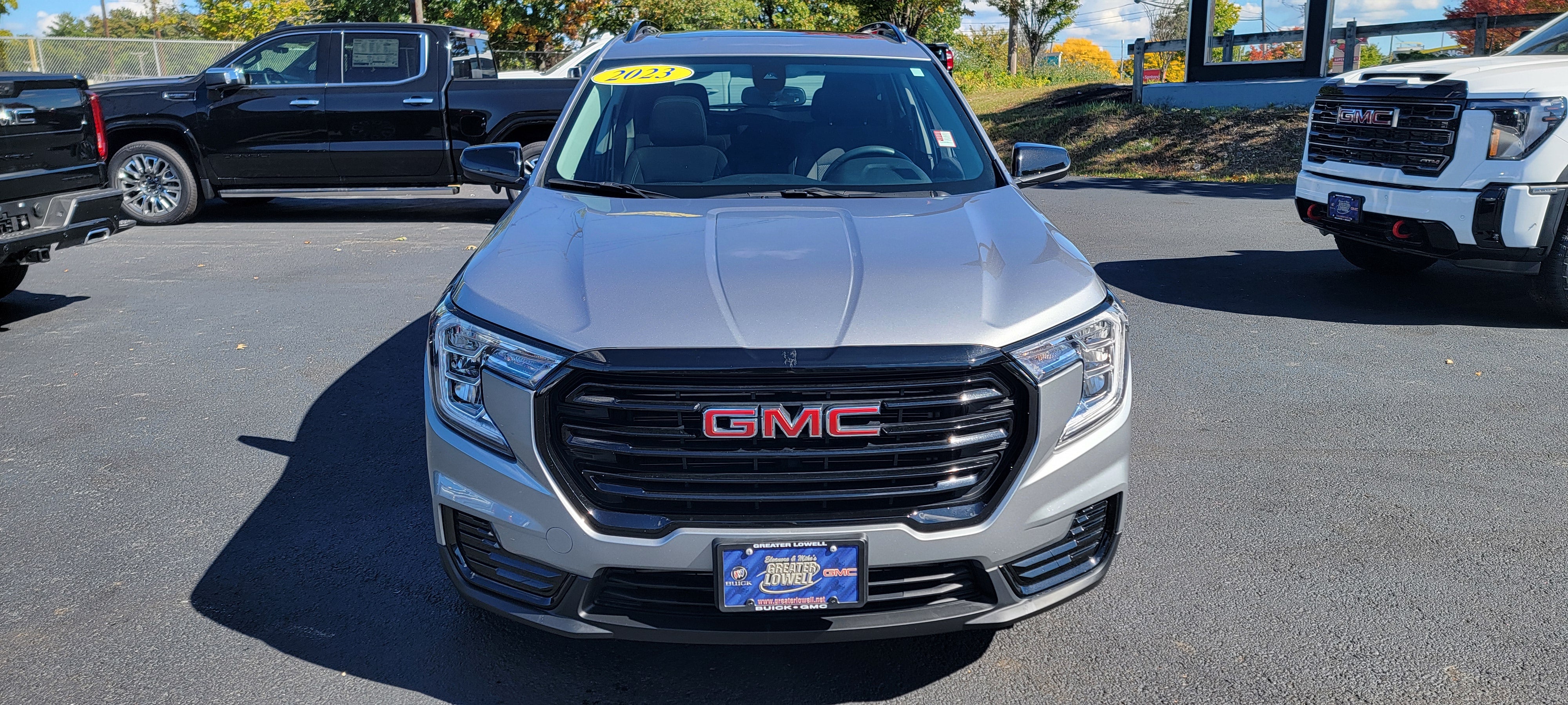2023 GMC Terrain SLE