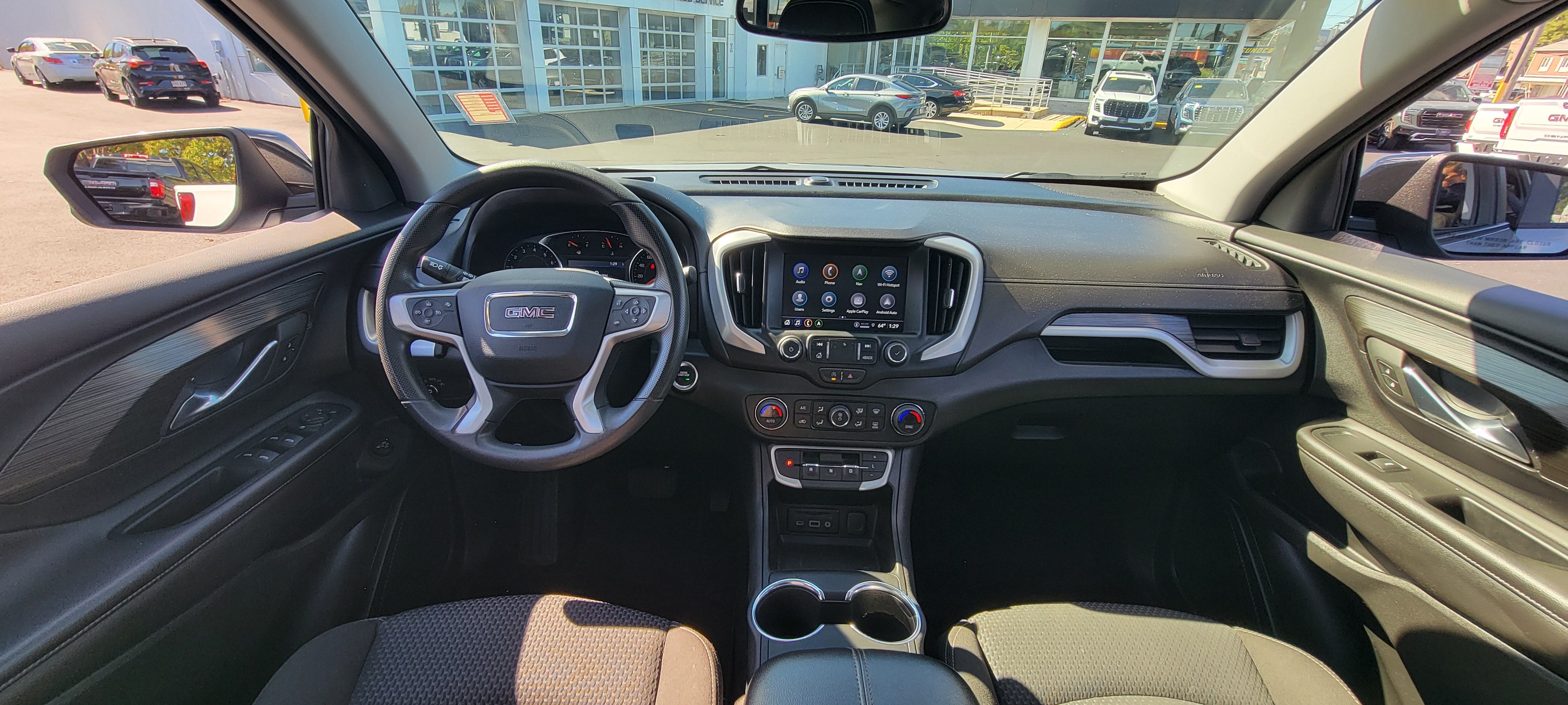 2023 GMC Terrain SLE