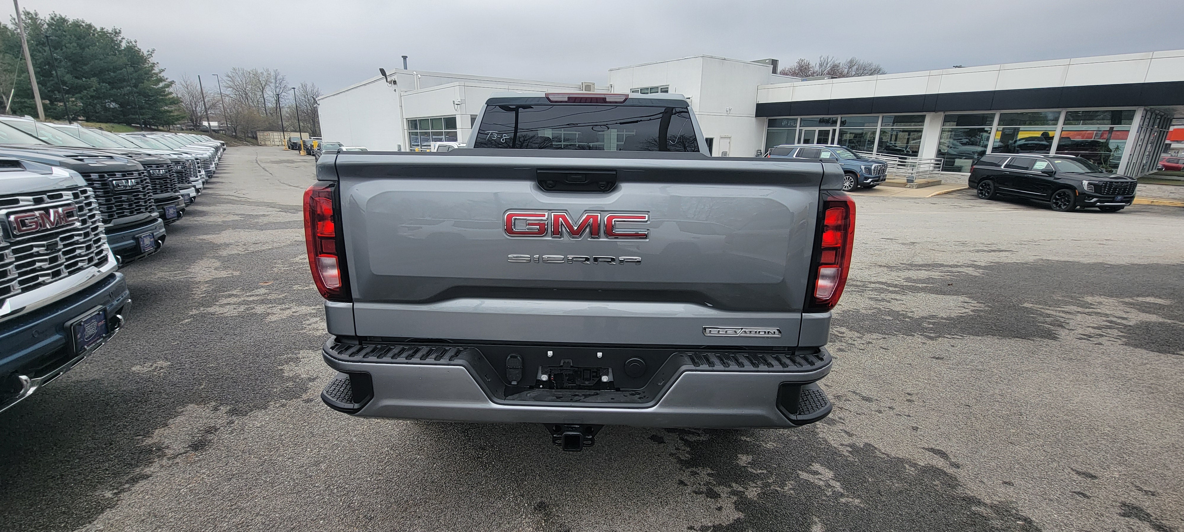 2026 GMC Sierra 1500 Elevation