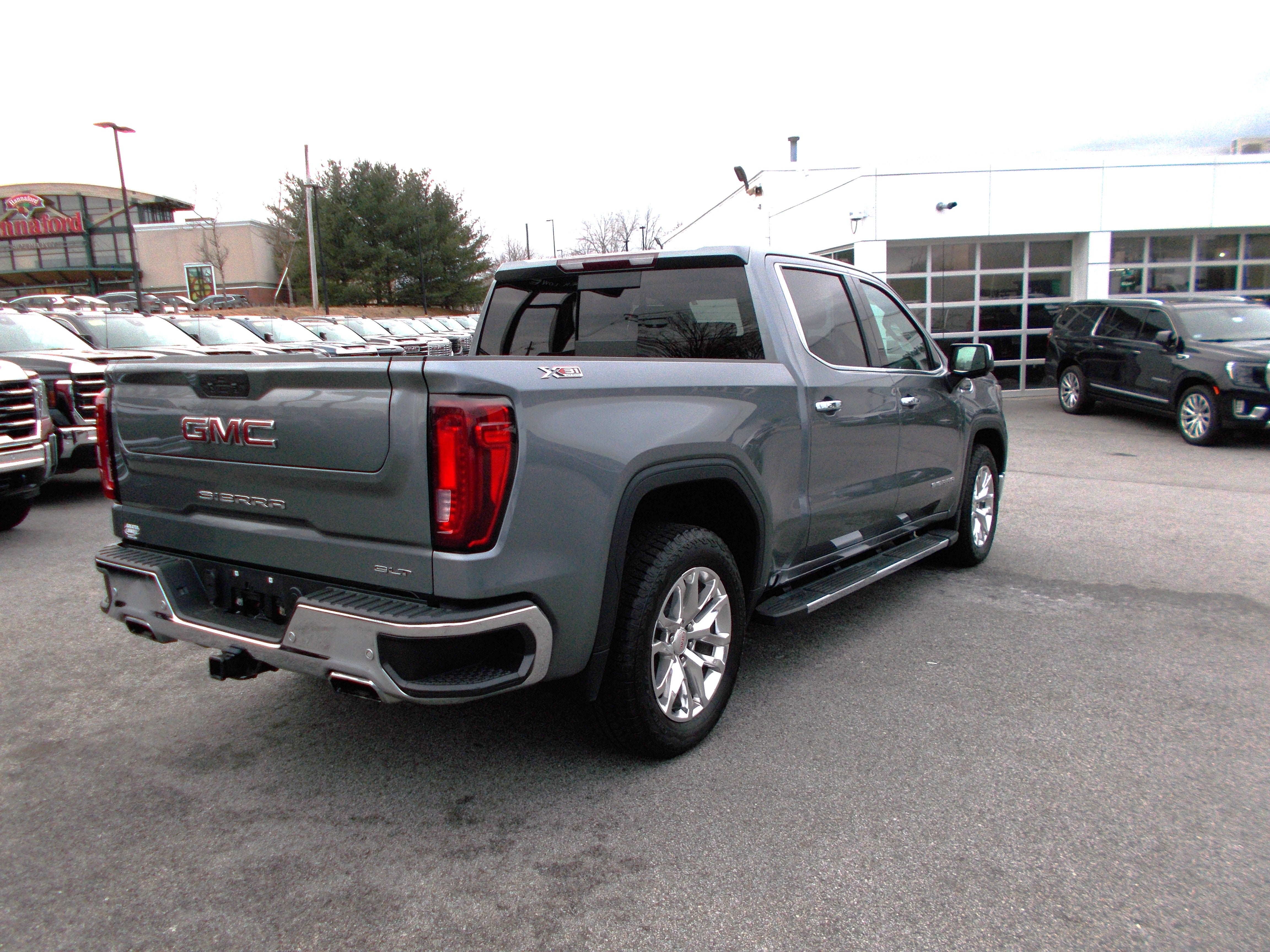 2021 GMC Sierra 1500 SLT