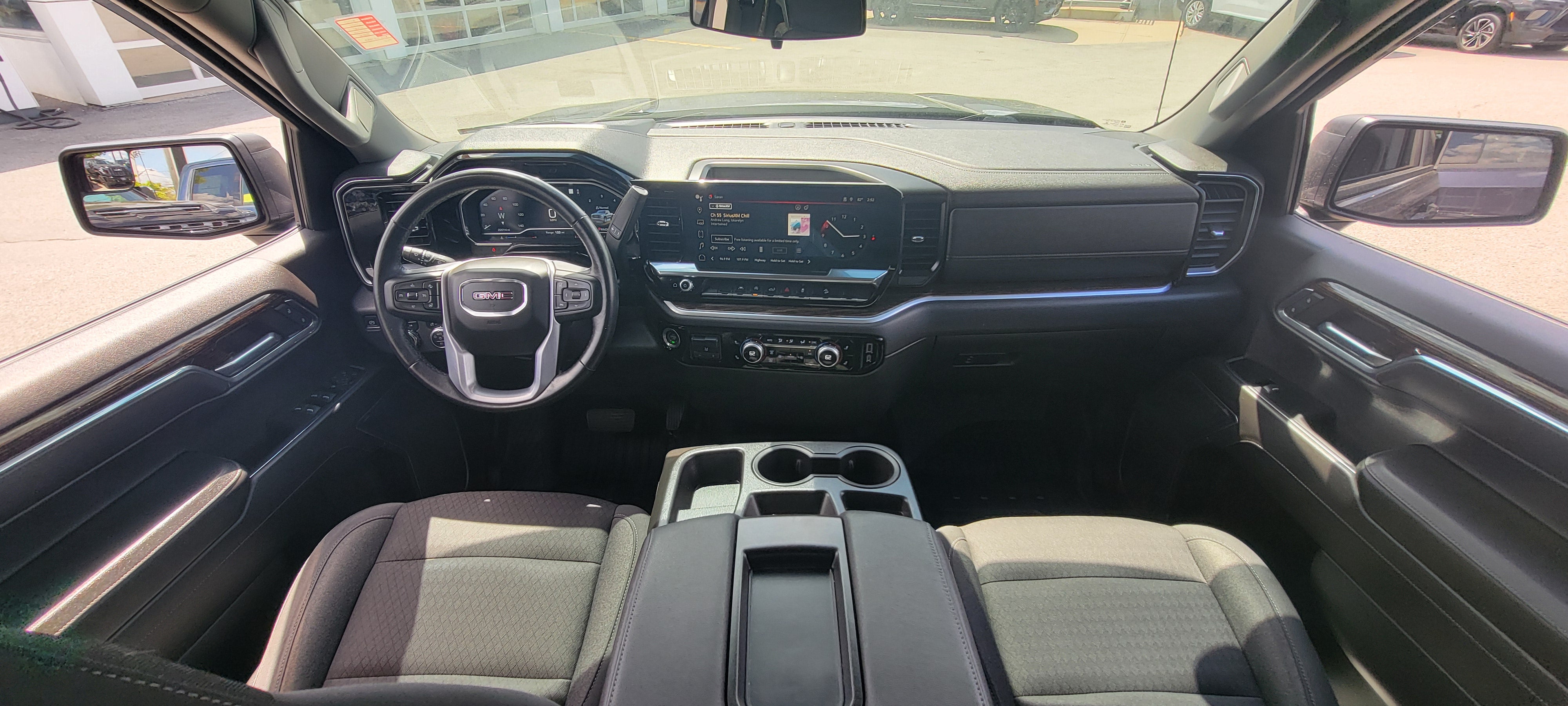 2022 GMC Sierra 1500 Elevation
