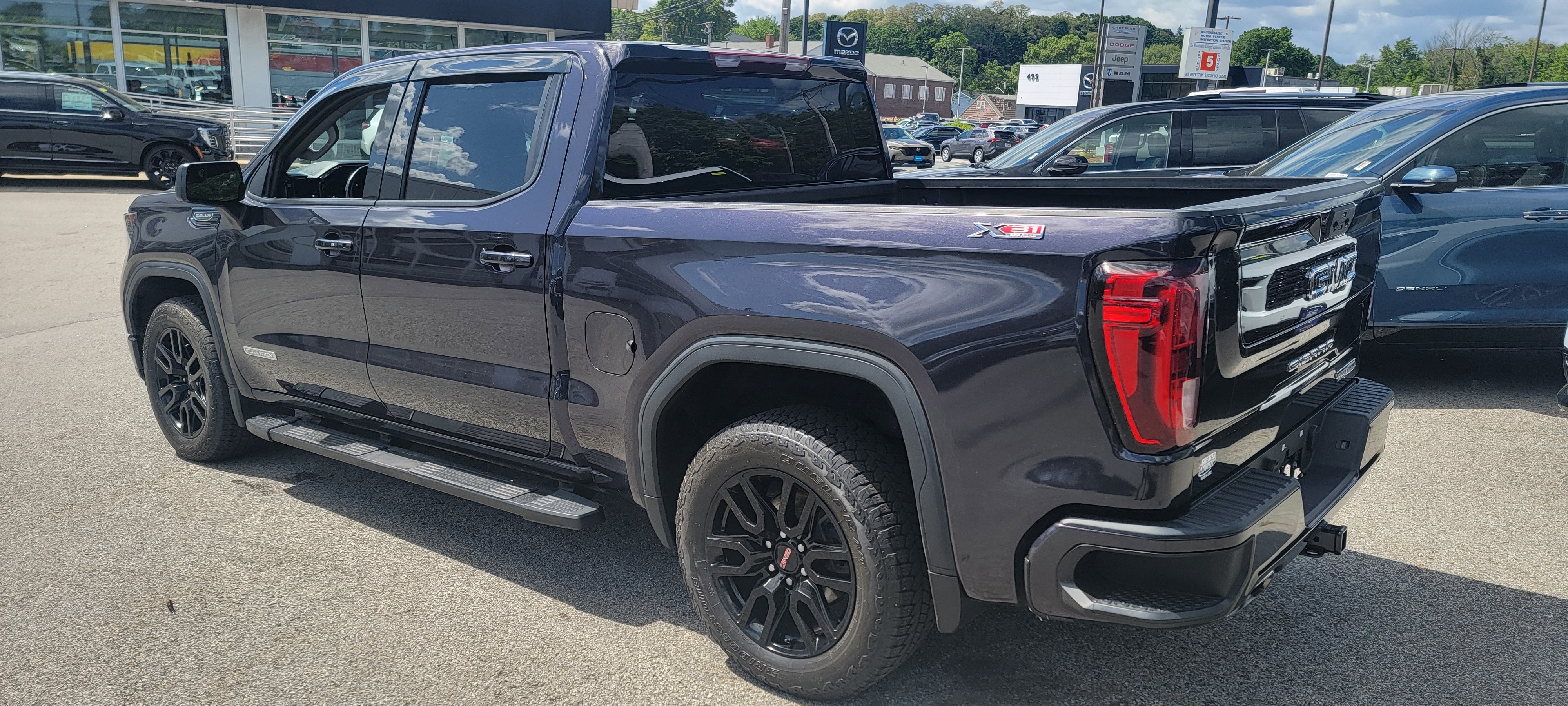 2022 GMC Sierra 1500 Elevation