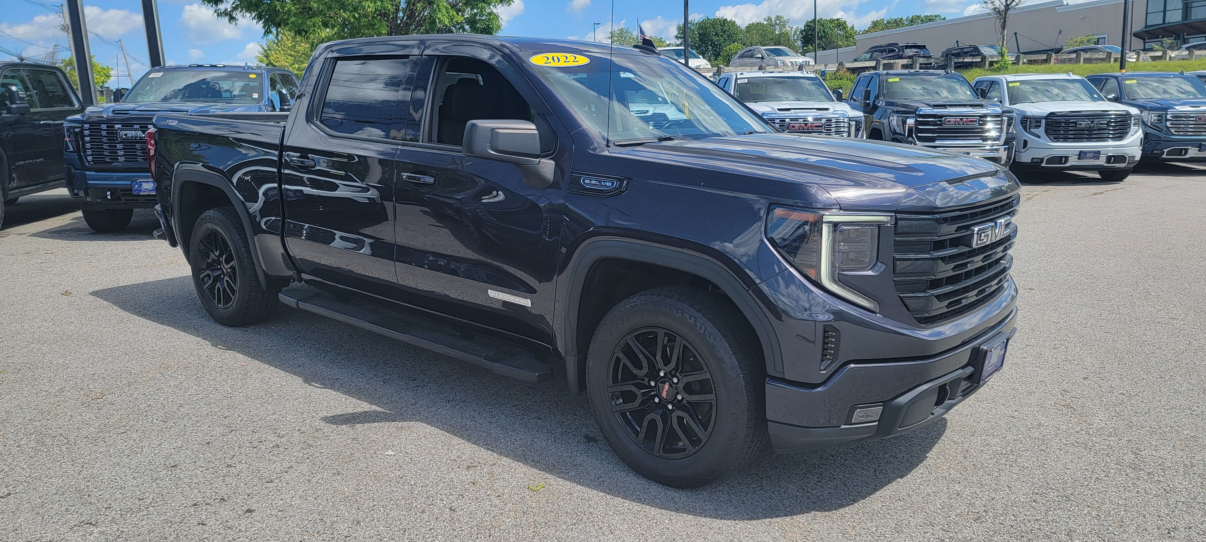 2022 GMC Sierra 1500 Elevation