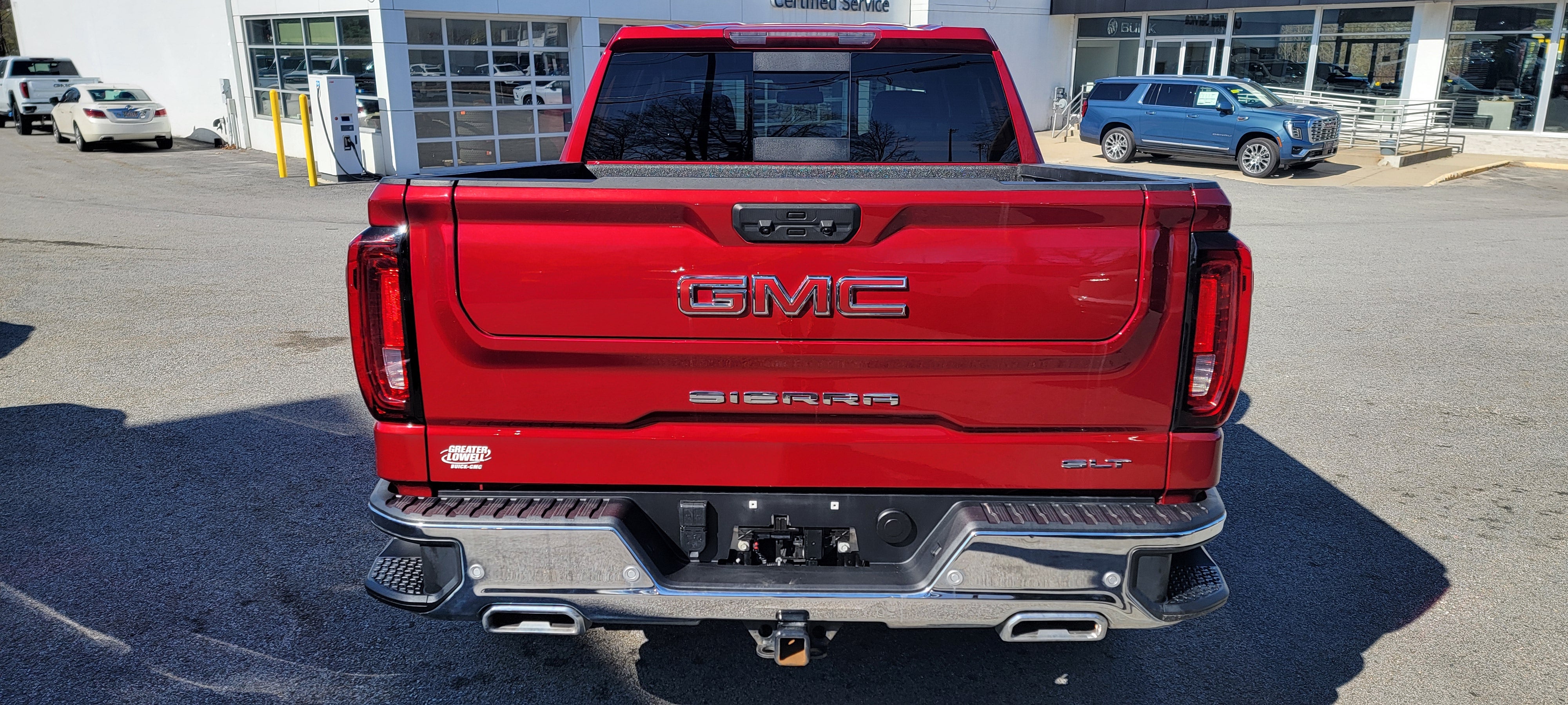 2024 GMC Sierra 1500 SLT