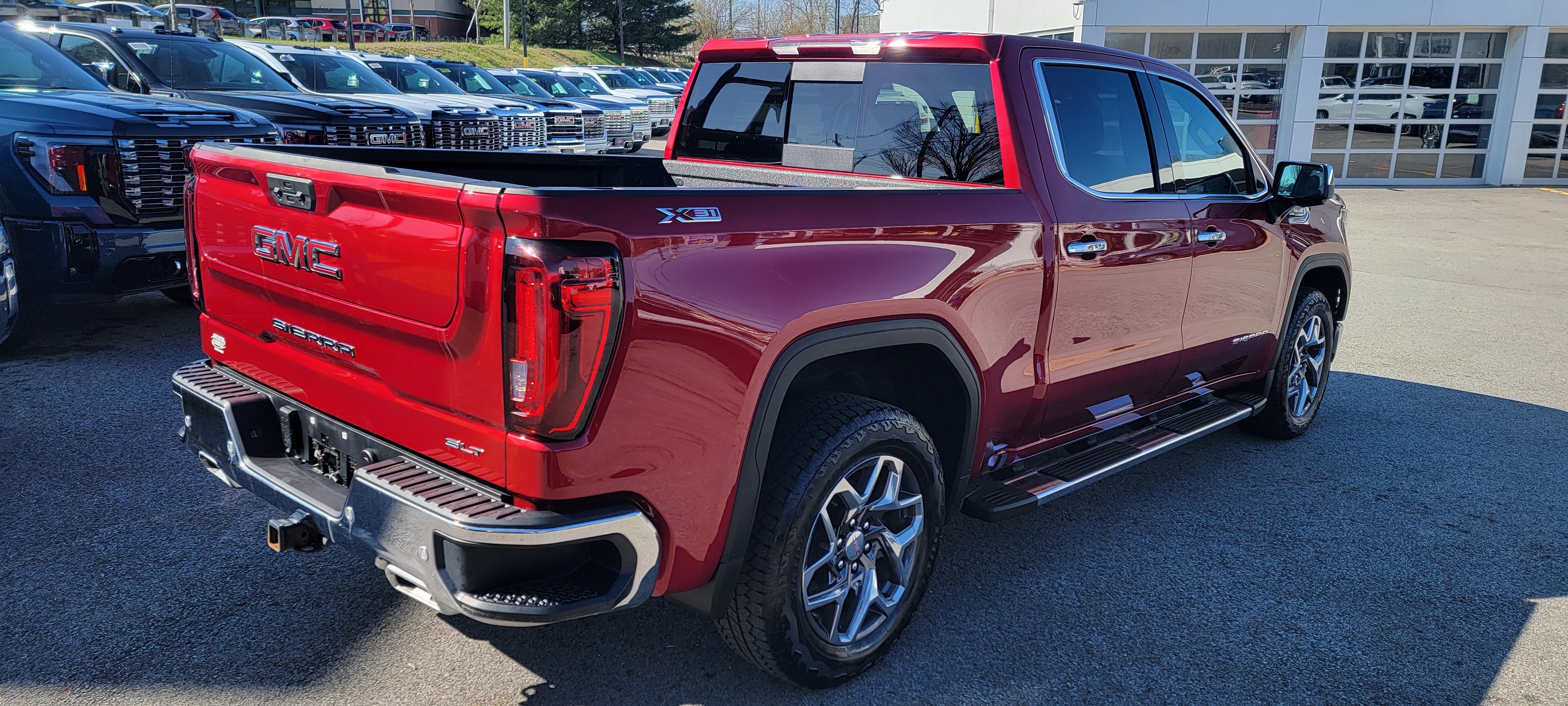 2024 GMC Sierra 1500 SLT