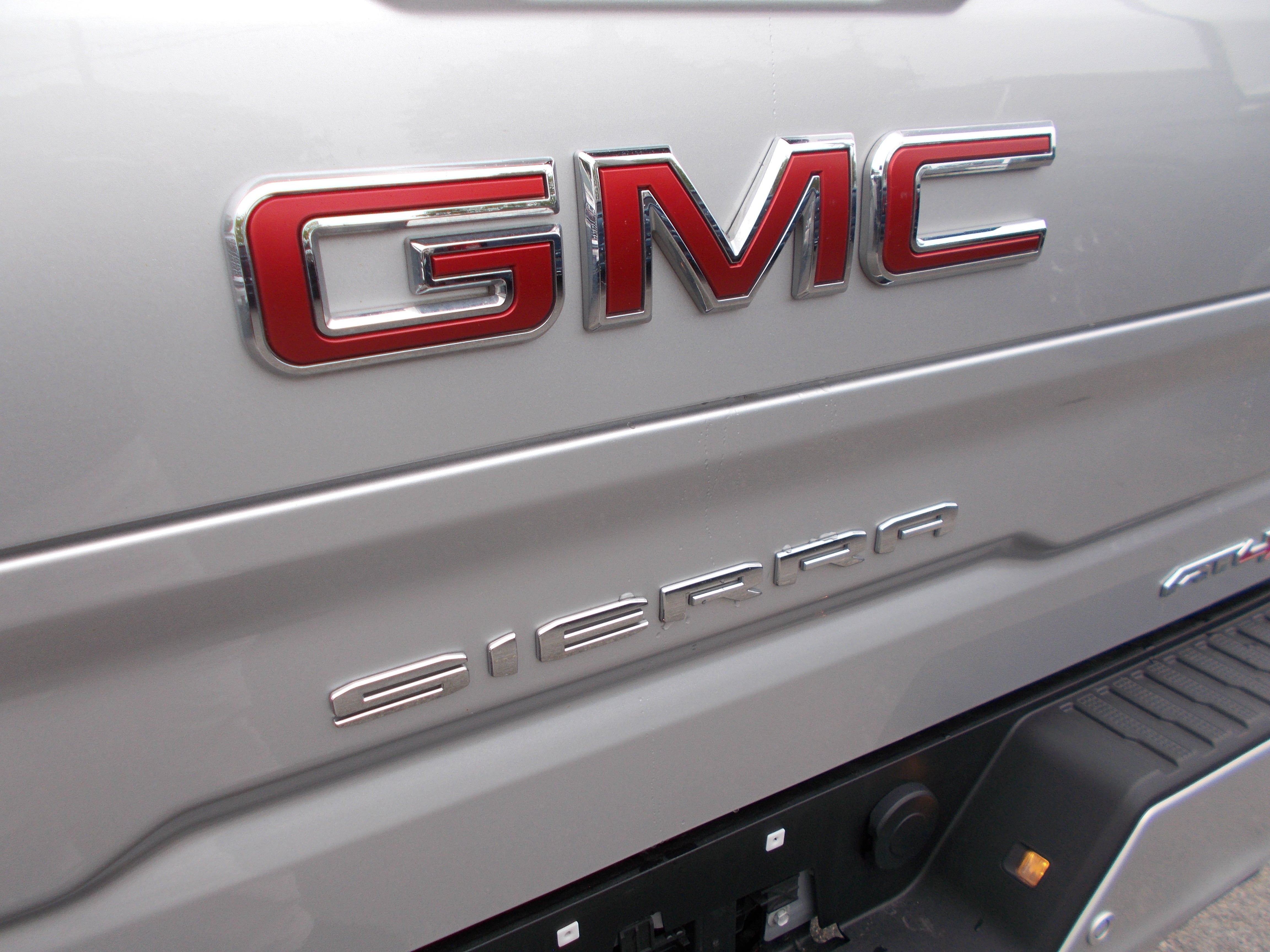 2022 GMC Sierra 1500 AT4