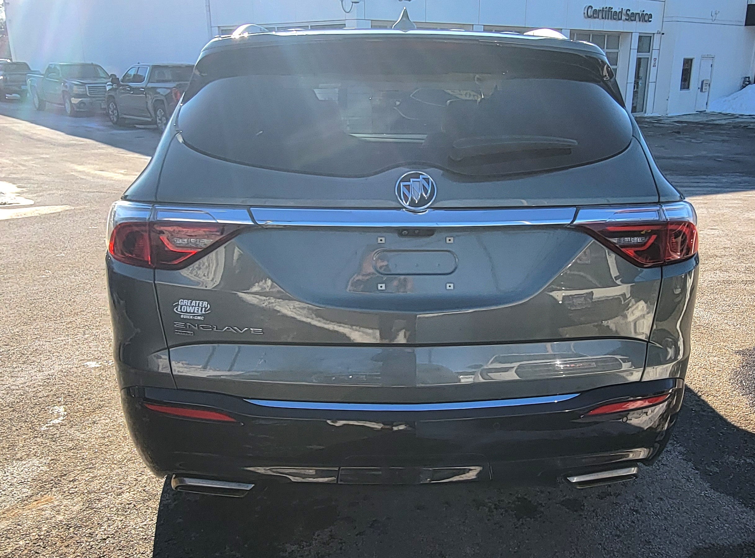 2022 Buick Enclave Essence