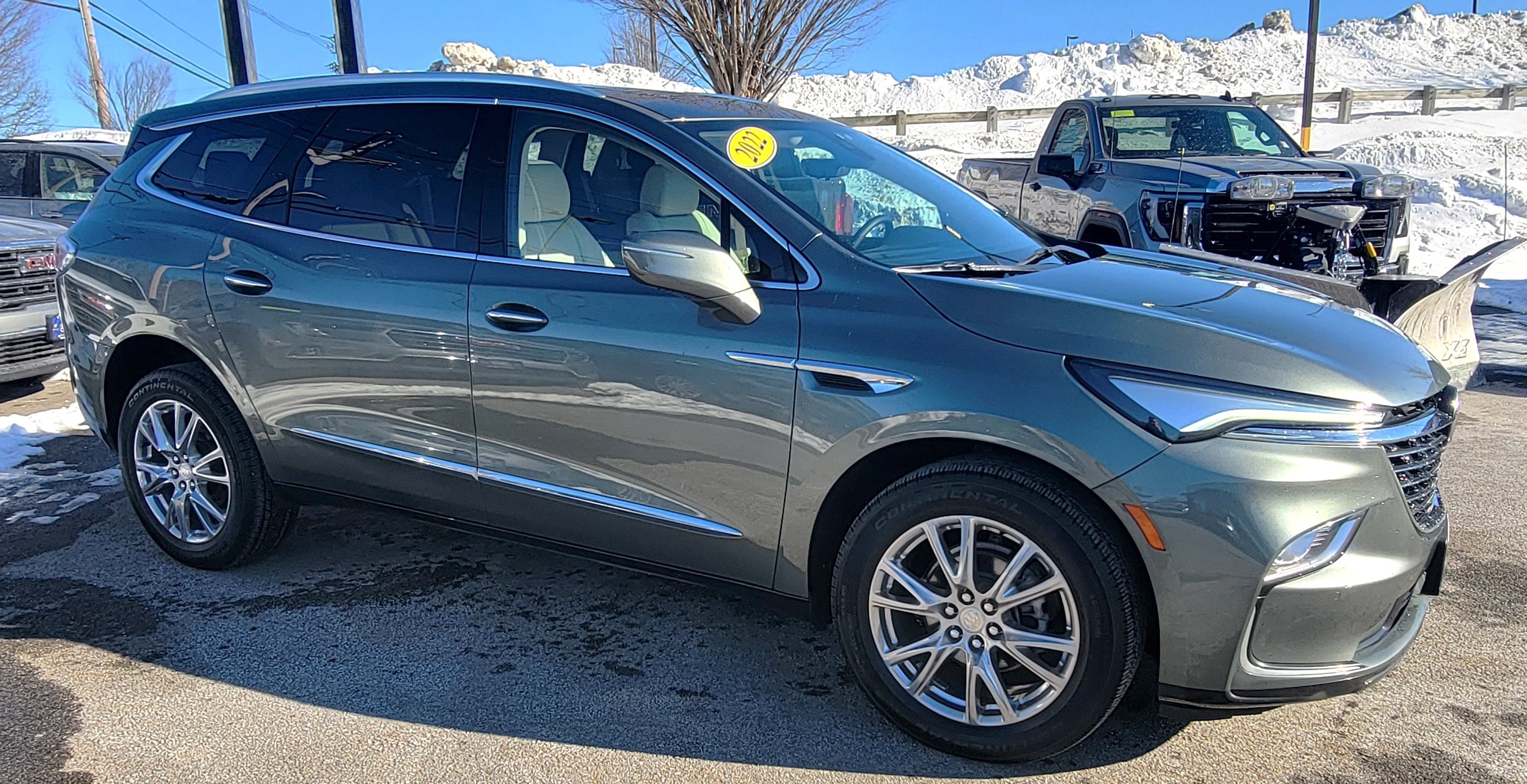 2022 Buick Enclave Essence